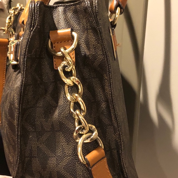 🛑SOLD Auth Michael Kors Hamilton bag - Picture 2 of 8